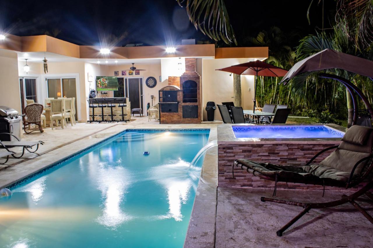 Casa Linda Beautiful Villa Sosúa エクステリア 写真