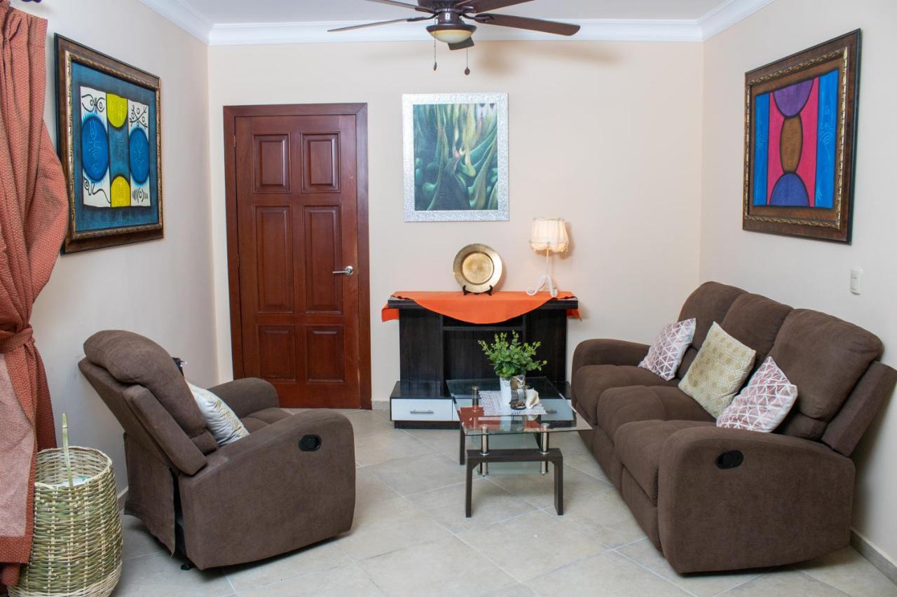 Casa Linda Beautiful Villa Sosúa エクステリア 写真
